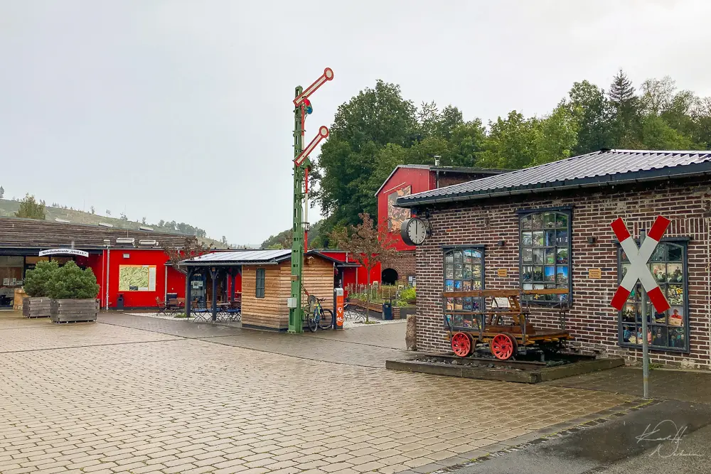 Kleiner Club, großes Entree
